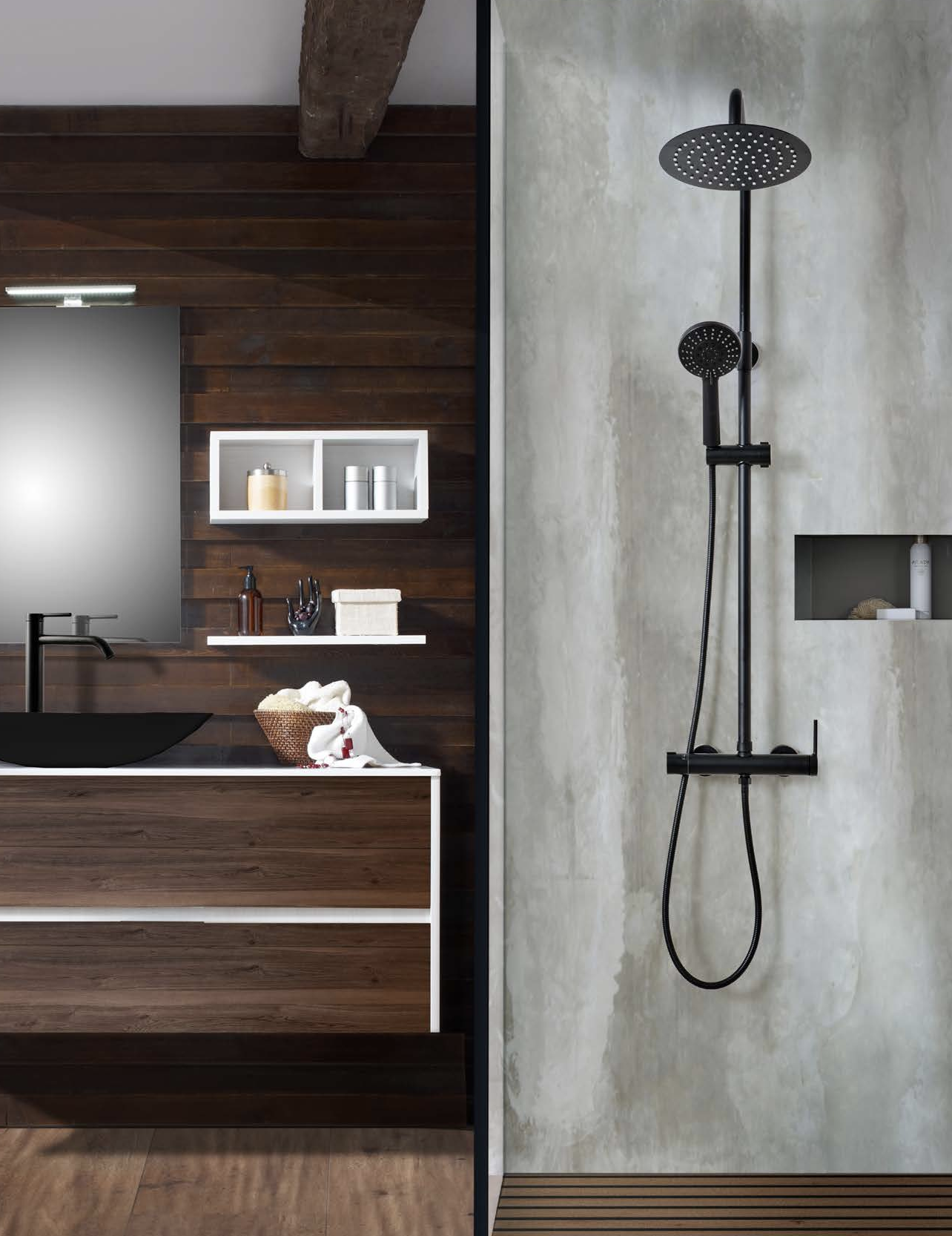 122012NG Serie TURIN negro claus y bath